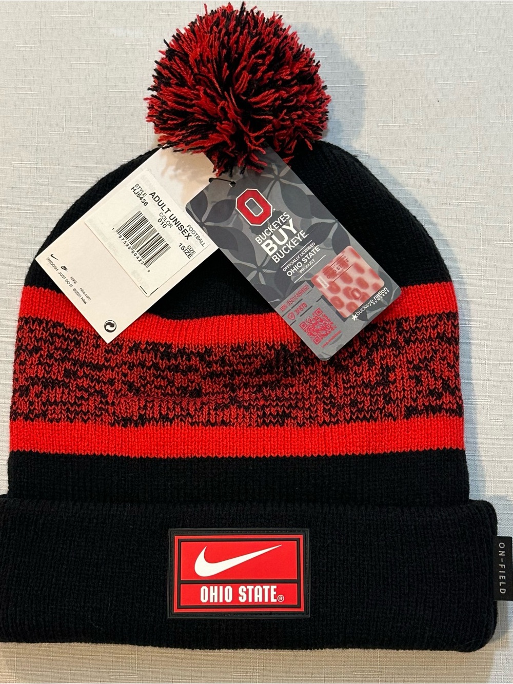 NWT Nike Ohio State Buckeyes Pom Beanie Hat